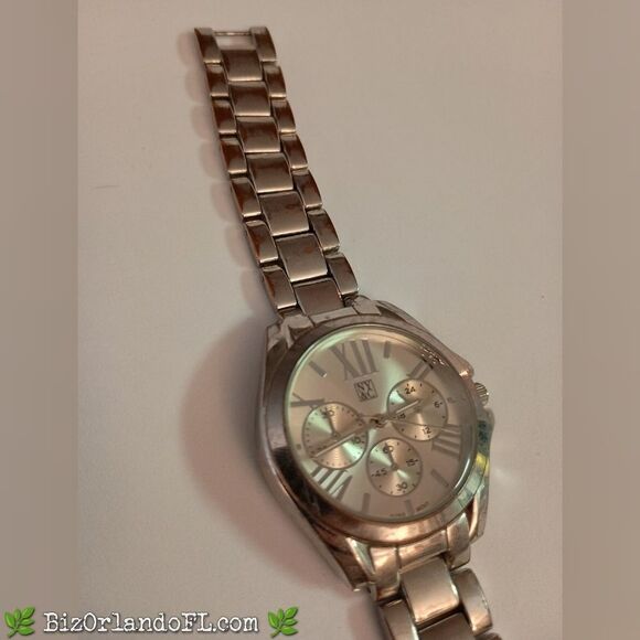 VINTAGE: New York & Company -- NY & Co -- Silver Women's Watch - Picture 4 of 11